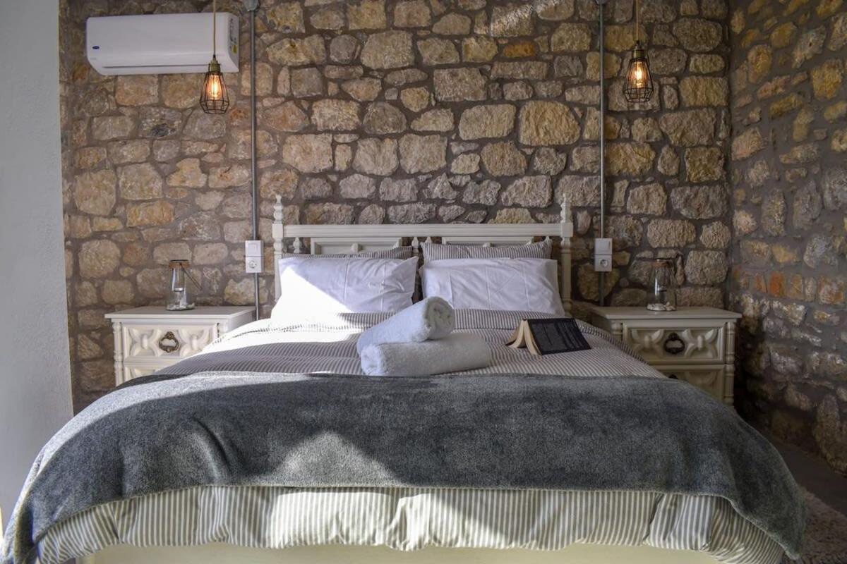 Coastal Stone Hideaway With Stunning Scenery Villa Kitriaí Екстериор снимка